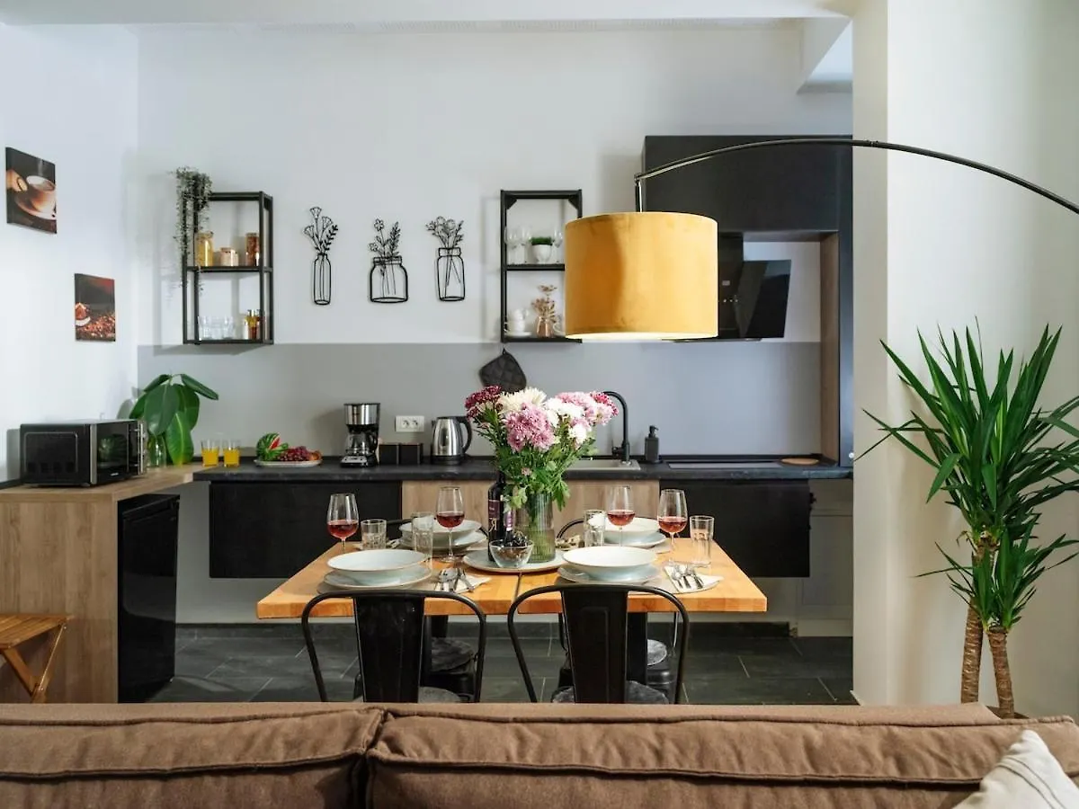 בוקרשט Central 23 Apartment - New Building & Parking