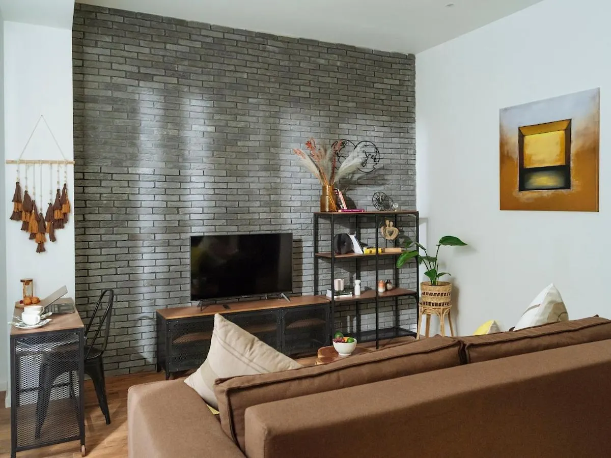 בוקרשט Central 23 Apartment - New Building & Parking