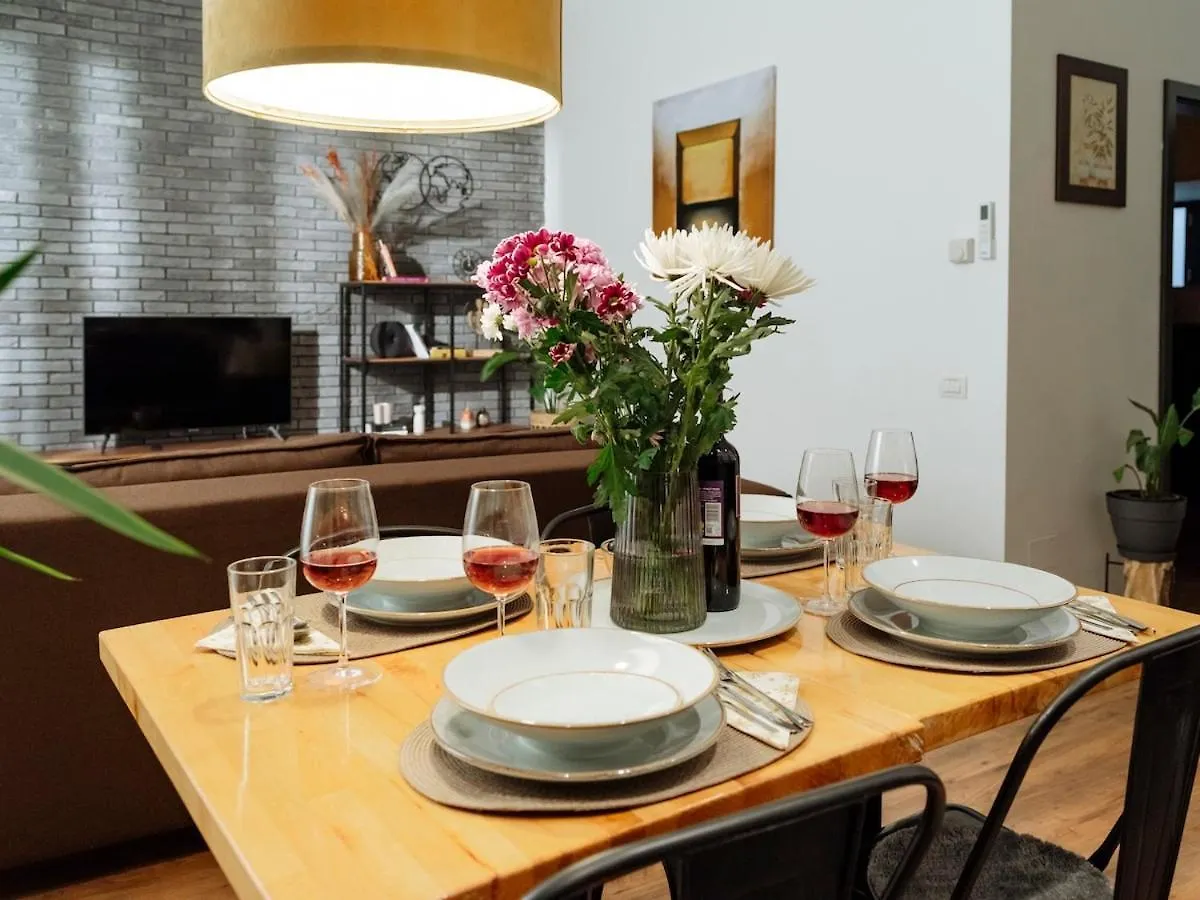 בוקרשט Central 23 Apartment - New Building & Parking 0*,
